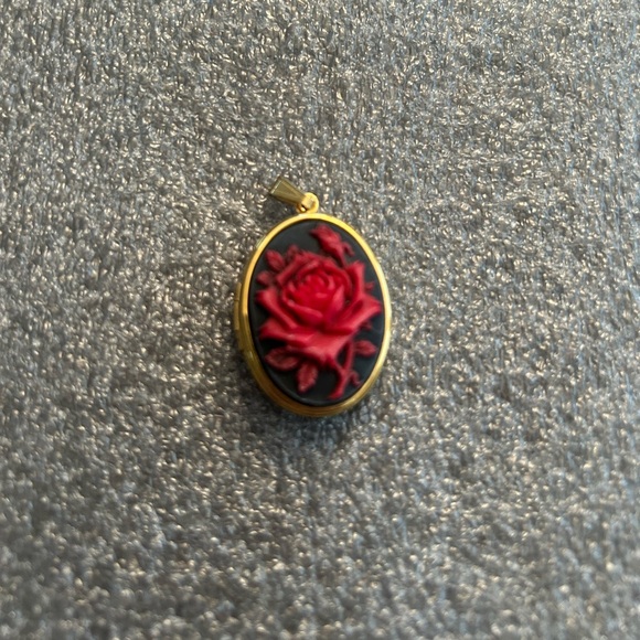 Elegant Gold and Red Rose Pendant - Picture 1 of 3